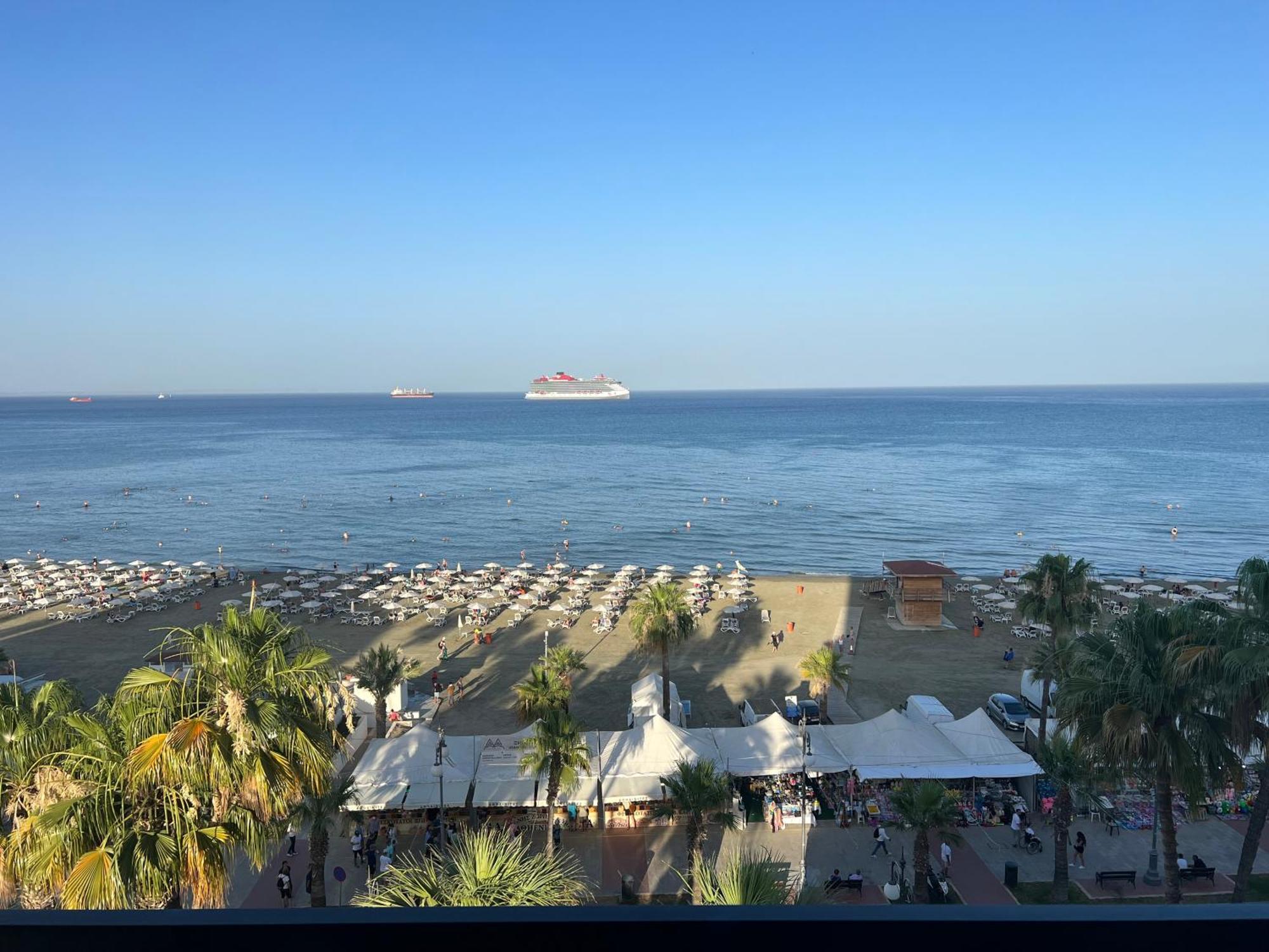 Sunorama Beach Garden - Seaview Larnaca Exterior photo